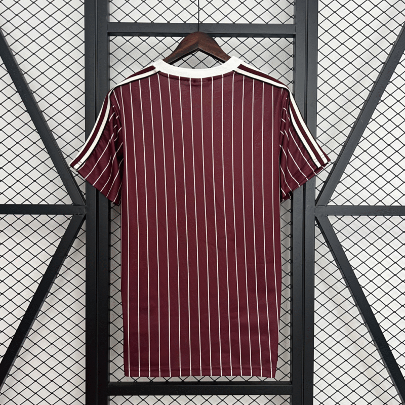 Ajax 2025/26 Retro Kit - Image 3