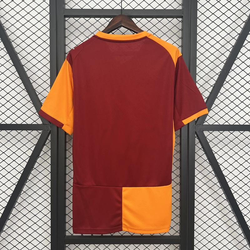 Galatasaray 2025/26 Home Kit - Image 3
