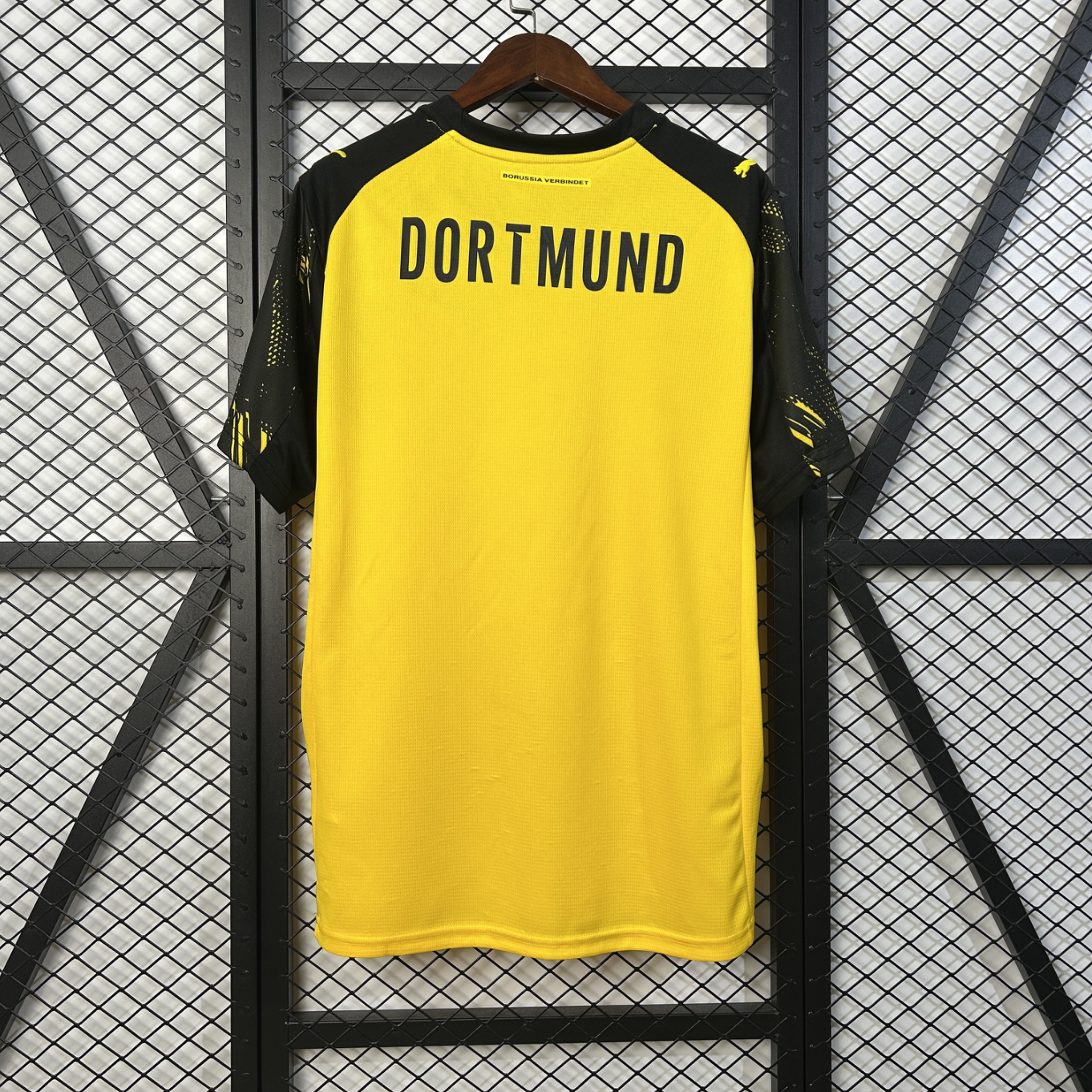 Borussia Dortmund 2025/26 Home Kit - Image 3