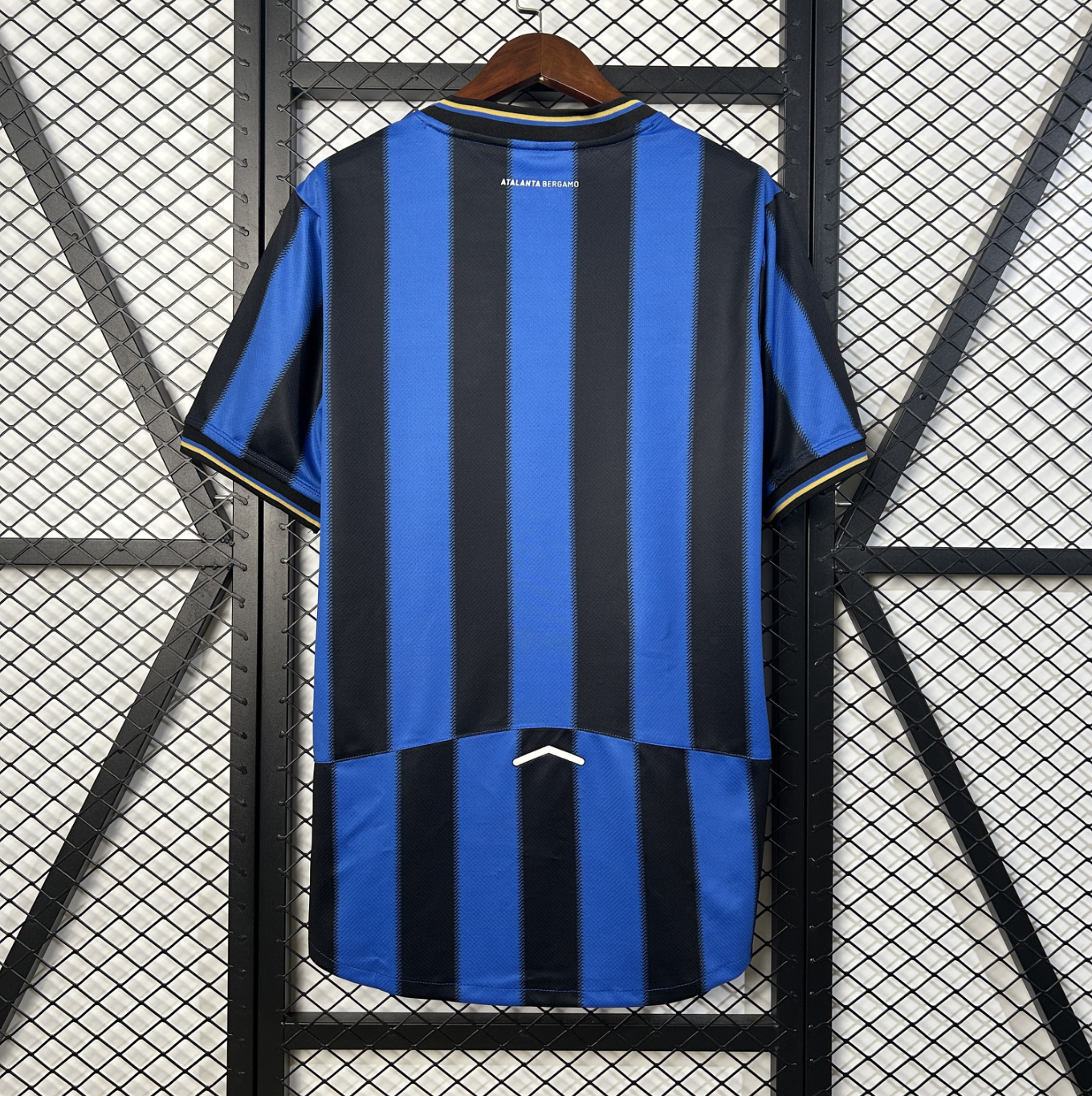 Atalanta 2025/26 Home Kit - Image 3