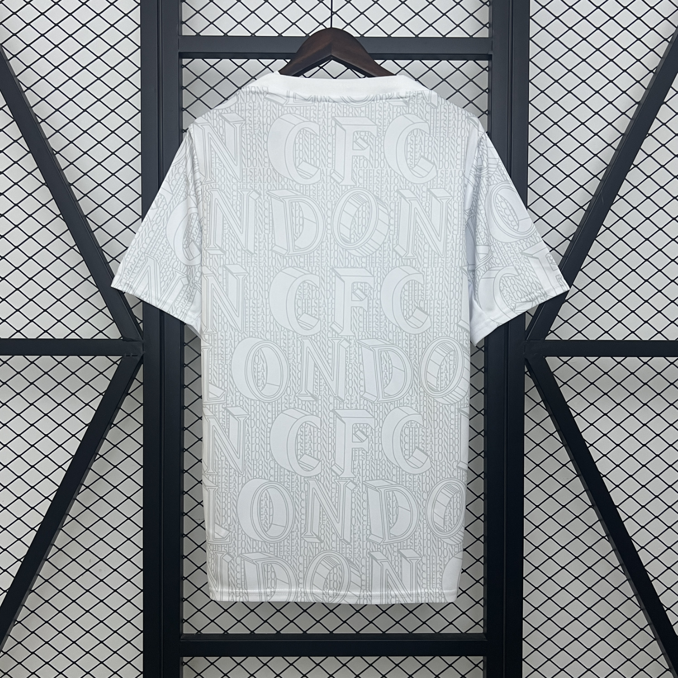 Chelsea 2025/26 Training Kit - Image 3